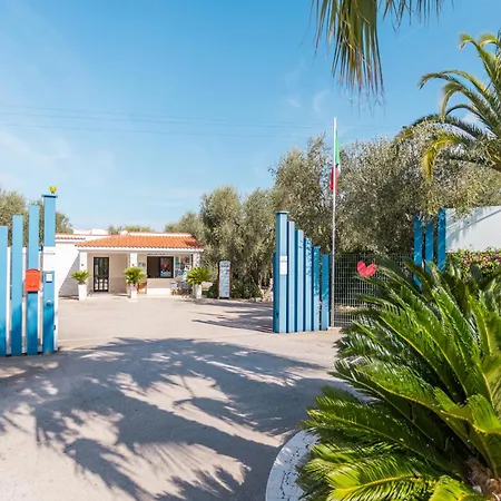 Palme Gemelle Vieste