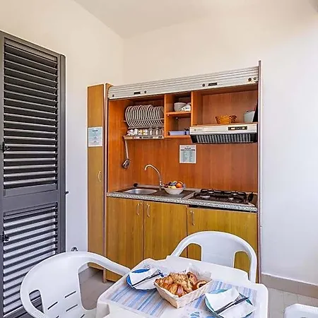 Palme Gemelle Vieste